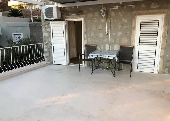 Casa de hóspedes Katic 3*