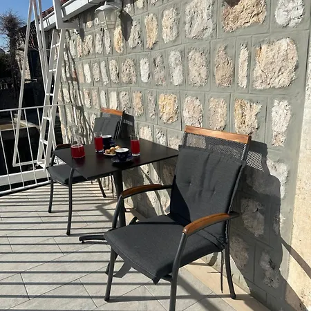 Katic Πανσιόν Ντουμπρόβνικ